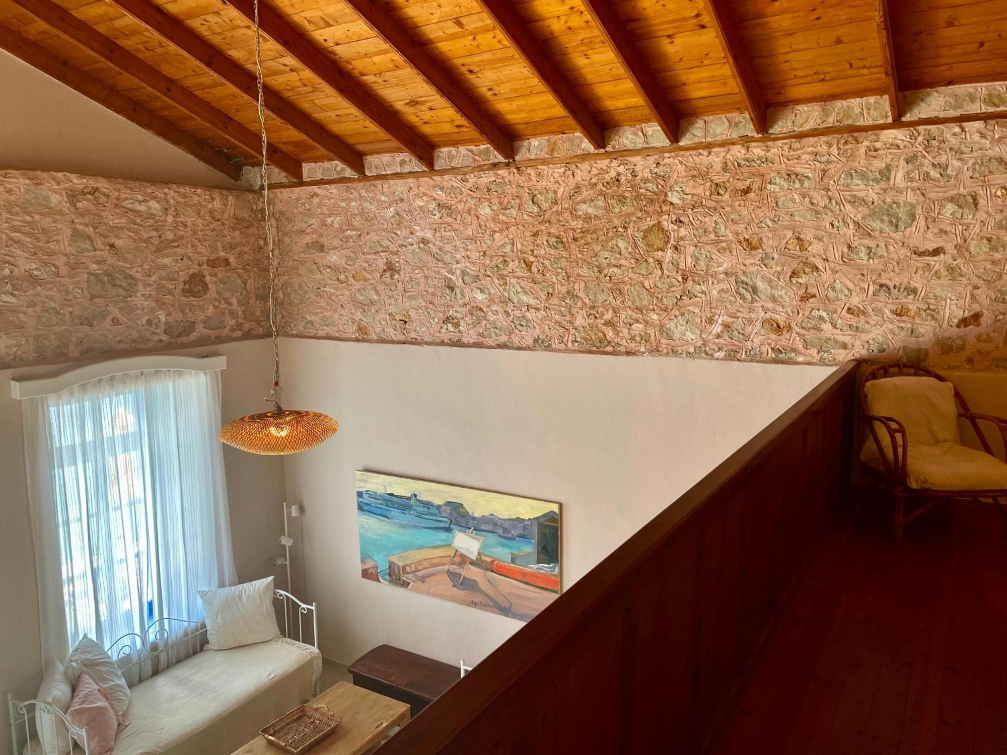Hiona-seafront Apartment *
